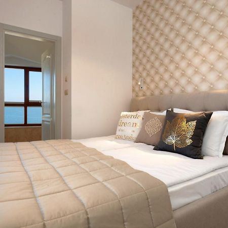 La Mer Penthouse Varna Exteriör bild