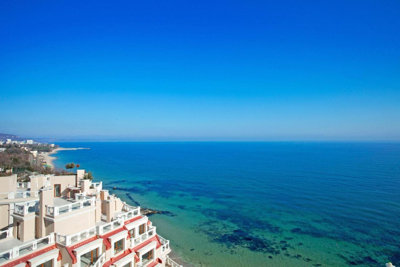 La Mer Penthouse Varna Exteriör bild